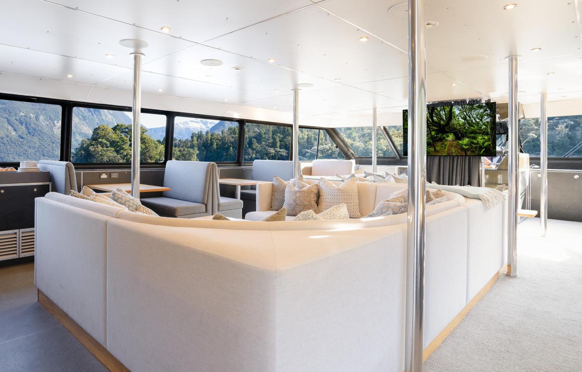 Milford Sound Overnight Cruise - Fiordland Discovery Exteriér fotografie
