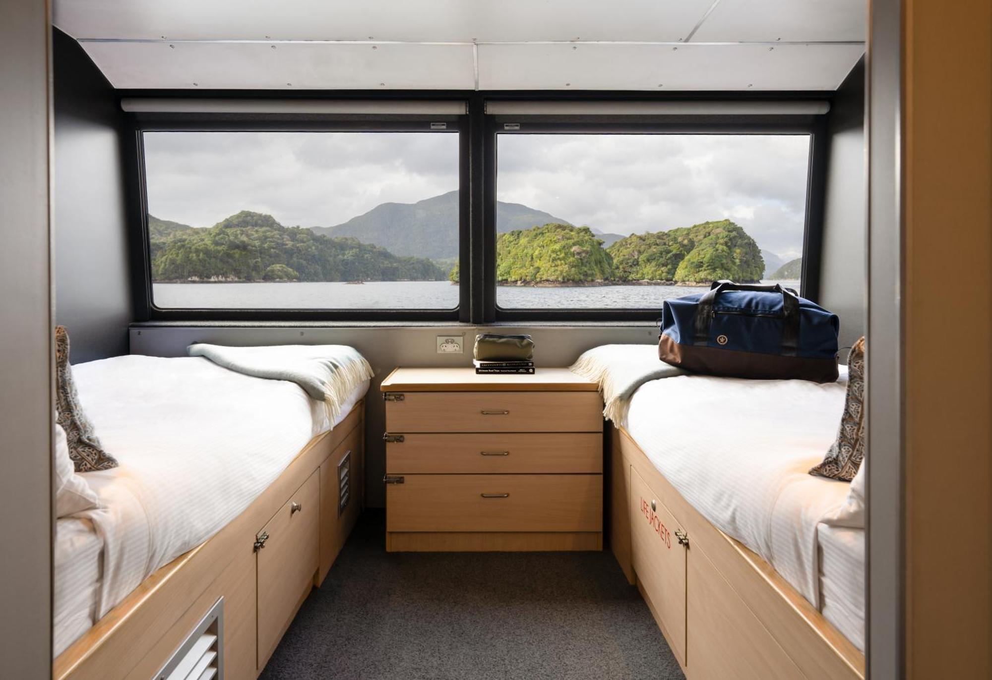 Milford Sound Overnight Cruise - Fiordland Discovery Exteriér fotografie