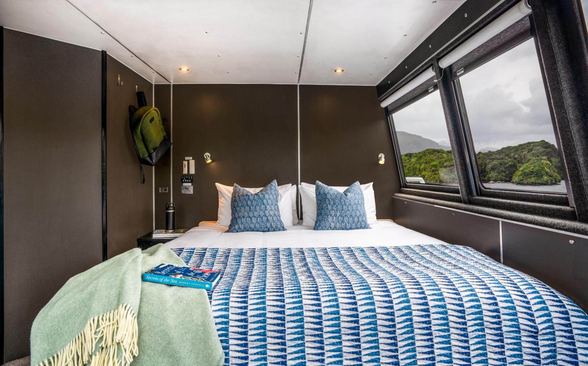 Milford Sound Overnight Cruise - Fiordland Discovery Exteriér fotografie